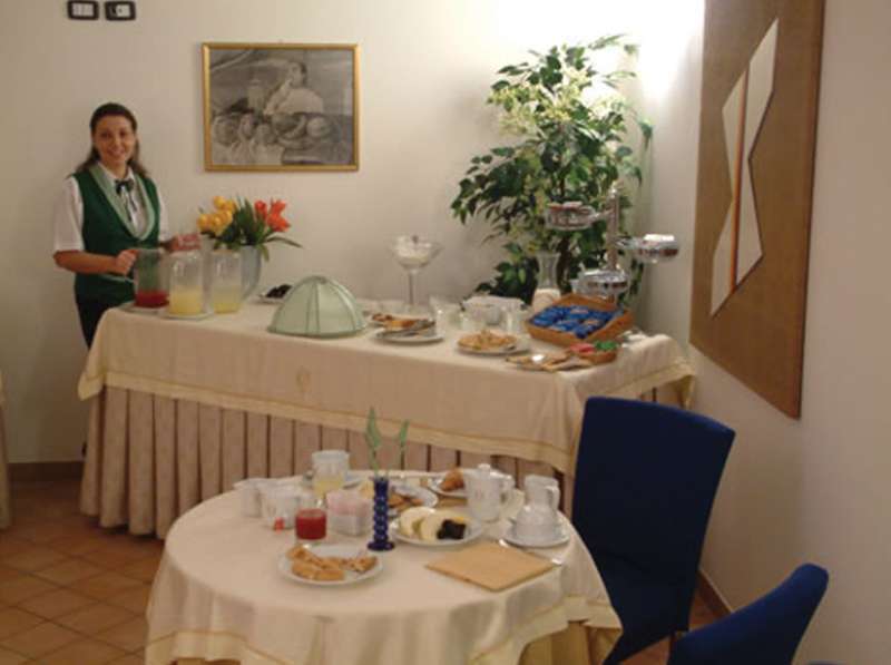 Caravaggio Hotel Nápoles Restaurante foto